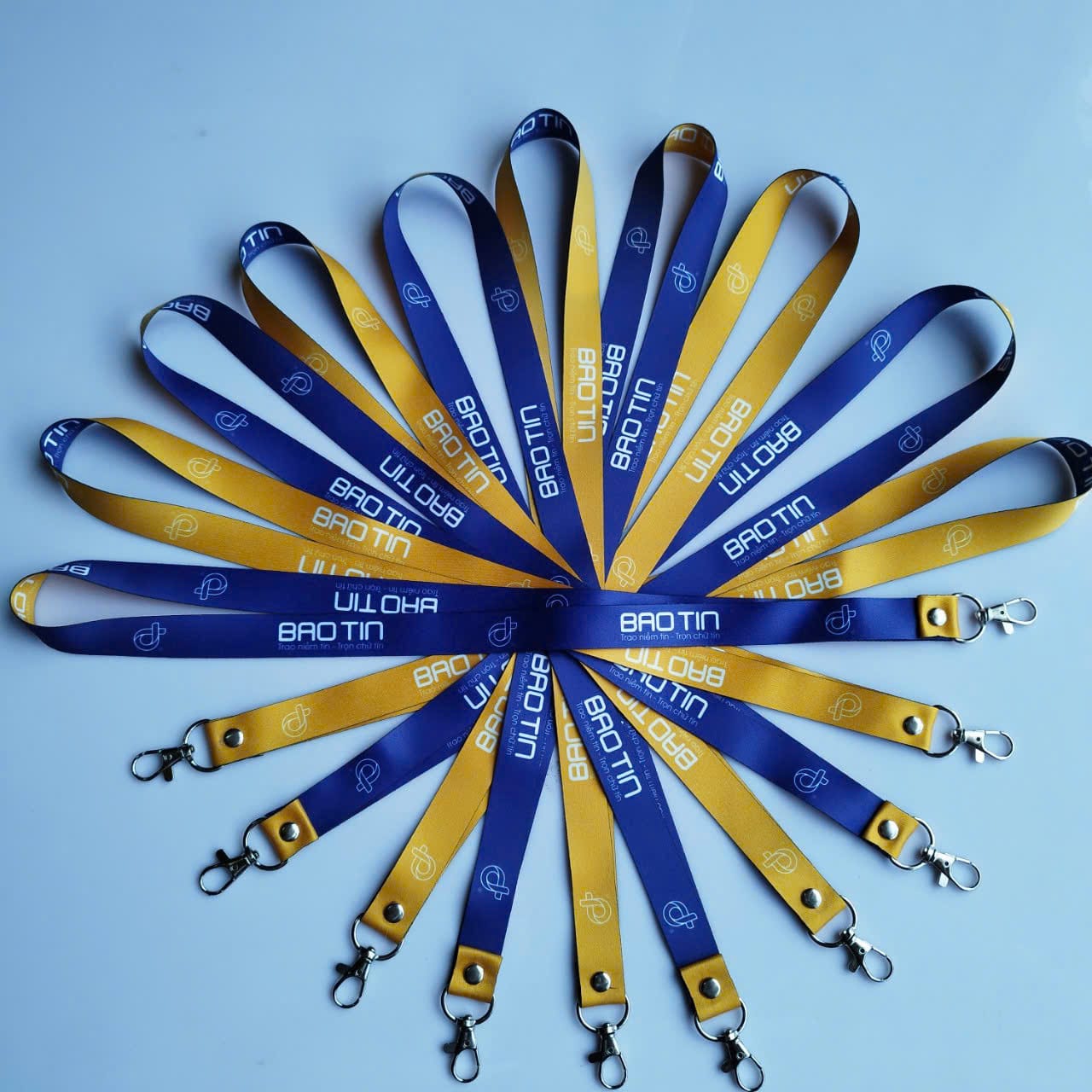 In Dây Đeo Thẻ Số Lượng Ít