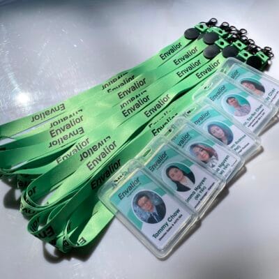 Xưởng sản xuất dây đeo cho doanh nghiệp giá tốt