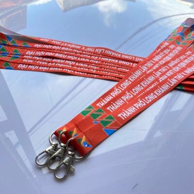 Làm dây đeo thẻ đại biểu đại hội giá rẻ