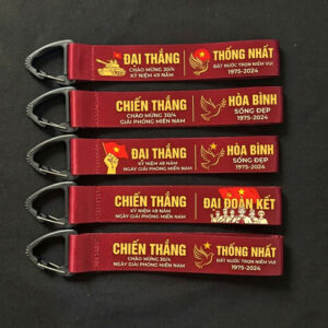 Móc khóa vải 30/4